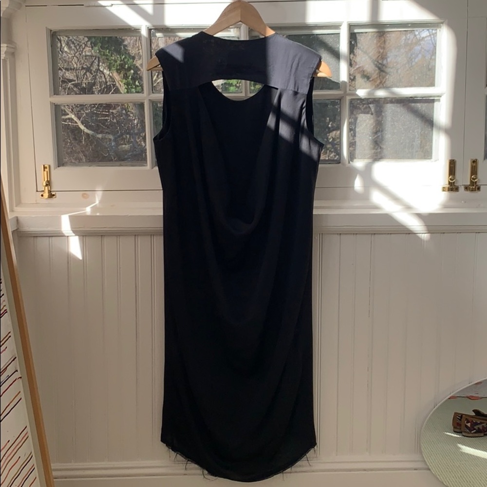SOLD. ACNE simple black raw hem gorgeous back dress 36/S - Picture 4 of 5